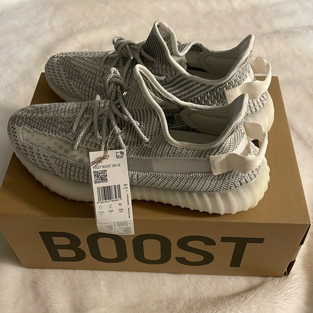 Yeezy Boost 350 v2